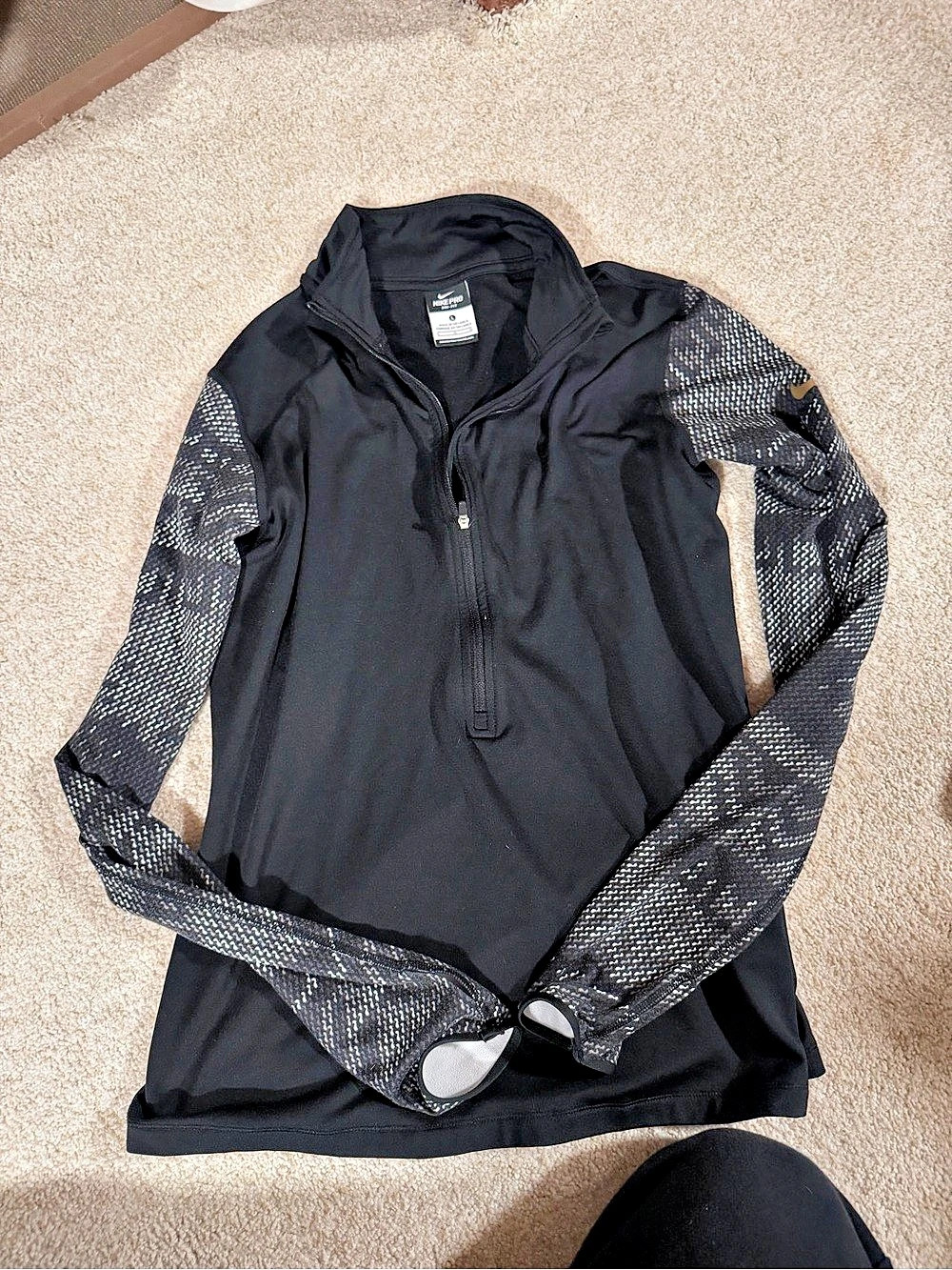 Nike Pro HyperWarm Half-Zip Training Top Black & Gray Large